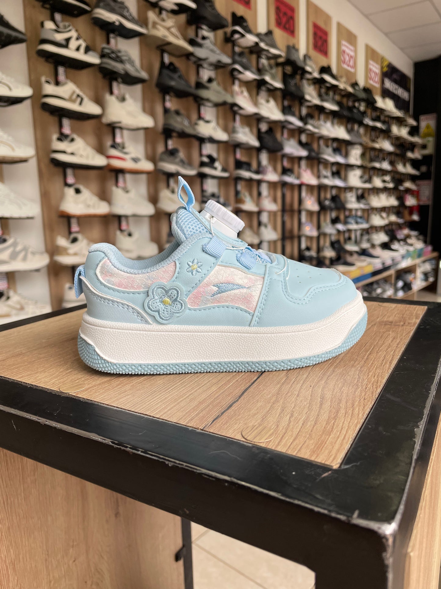 SNEAKER HR CELESTE NIÑOS