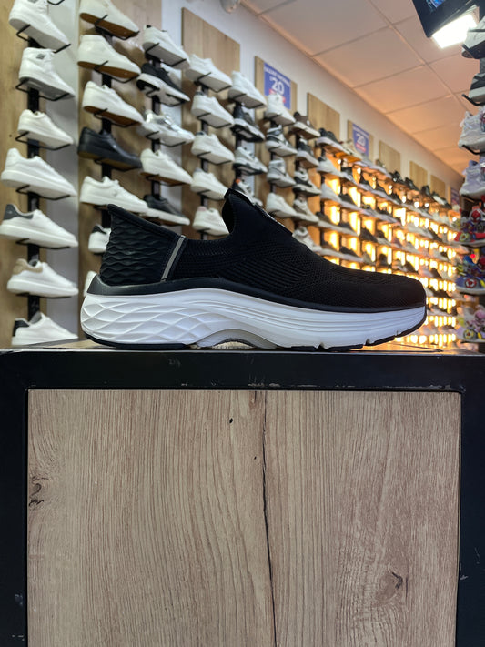 ZAPATILLA ED57W02 NEGRO/BLANCO