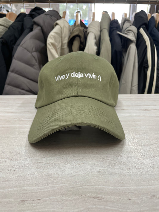 GORRA “VIVE Y DEJA VIVIR”
