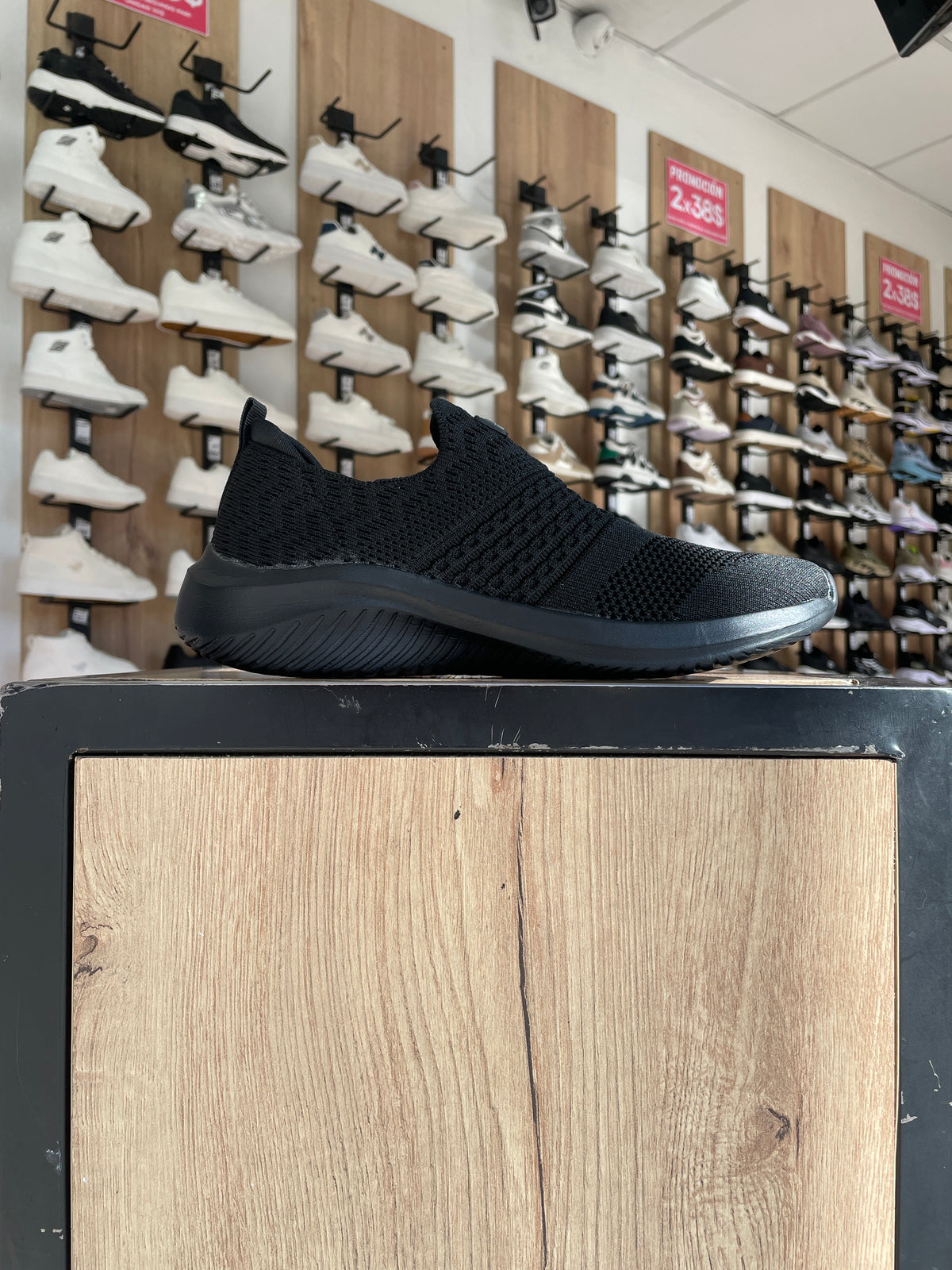 ZAPATILLA AT NEGRO