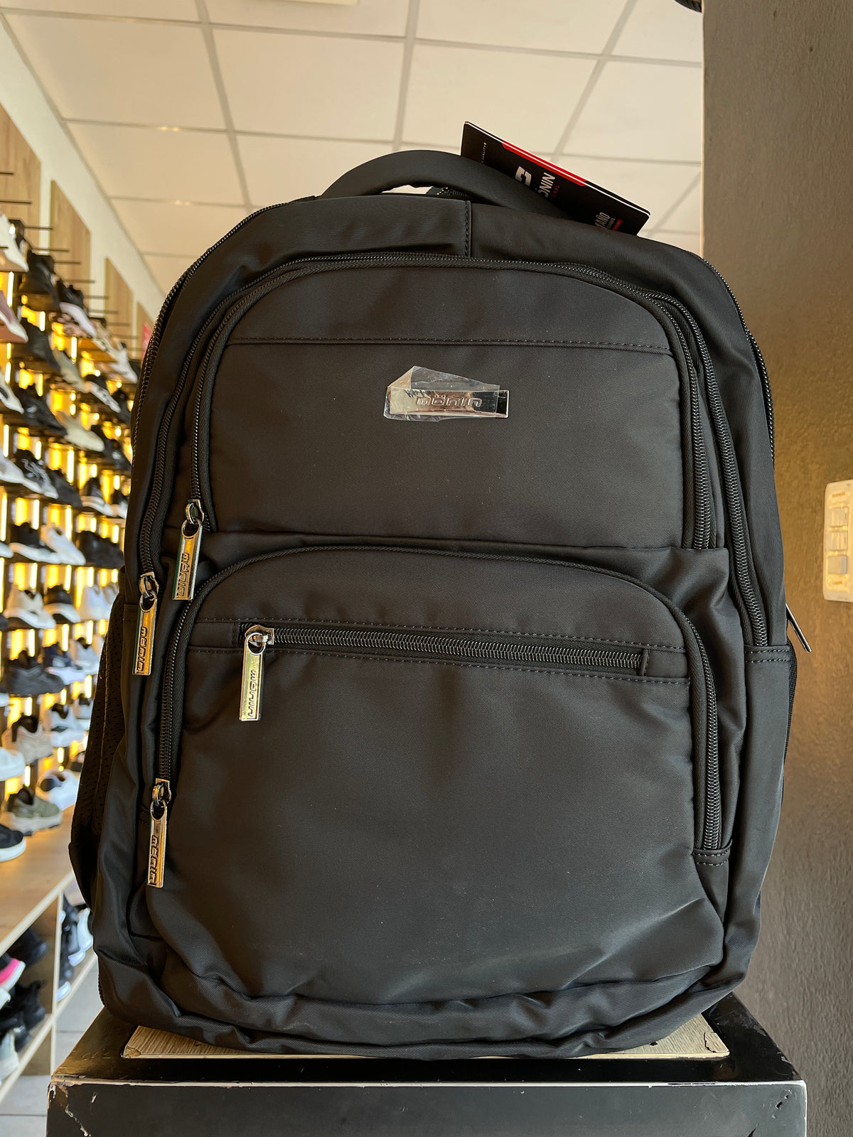 MOCHILA RED-23 NEGRO