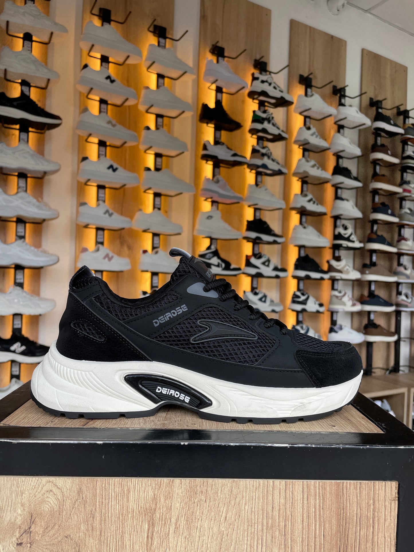ZAPATILLA DR B/N
