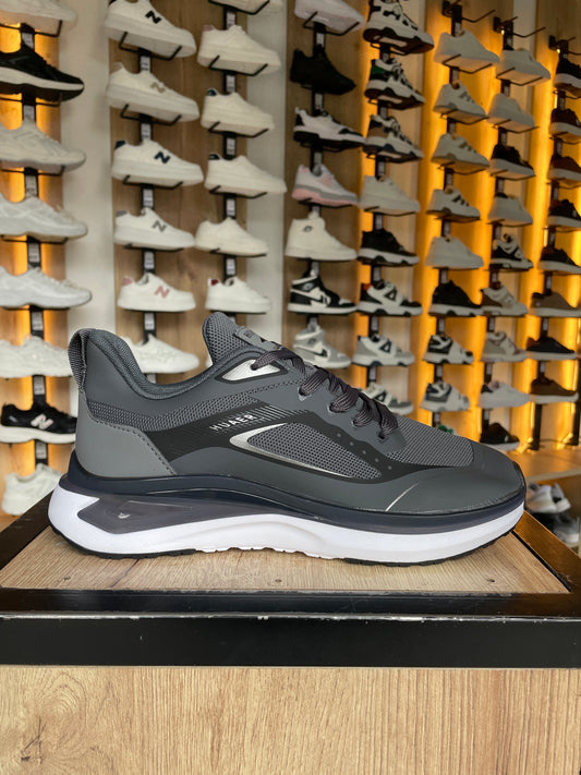 SNEAKER MR PLOMO