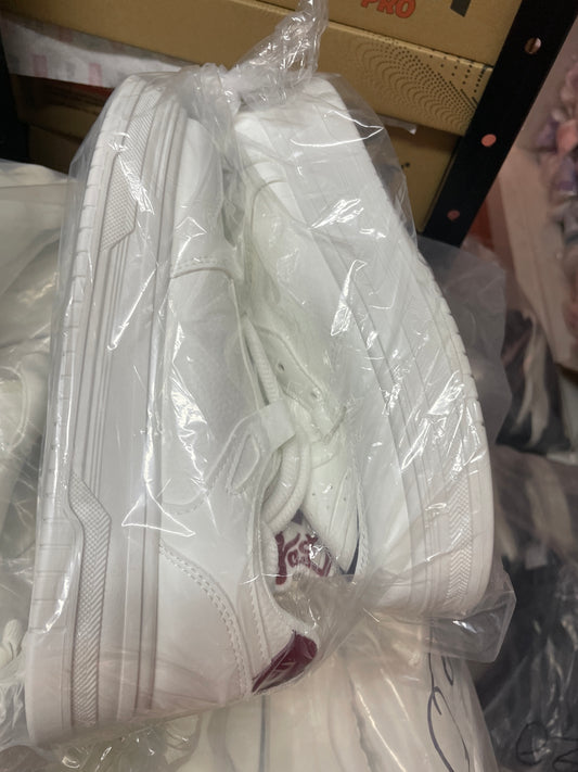 SNEAKER IN VINO