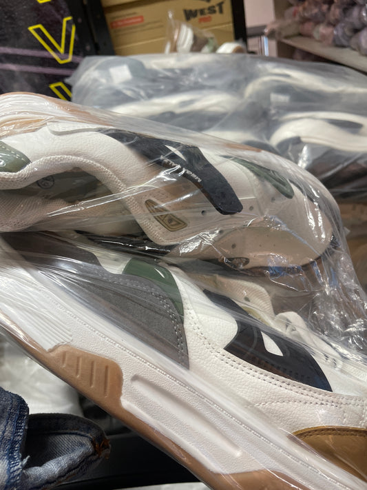 SNEAKER MZ CAFÉ