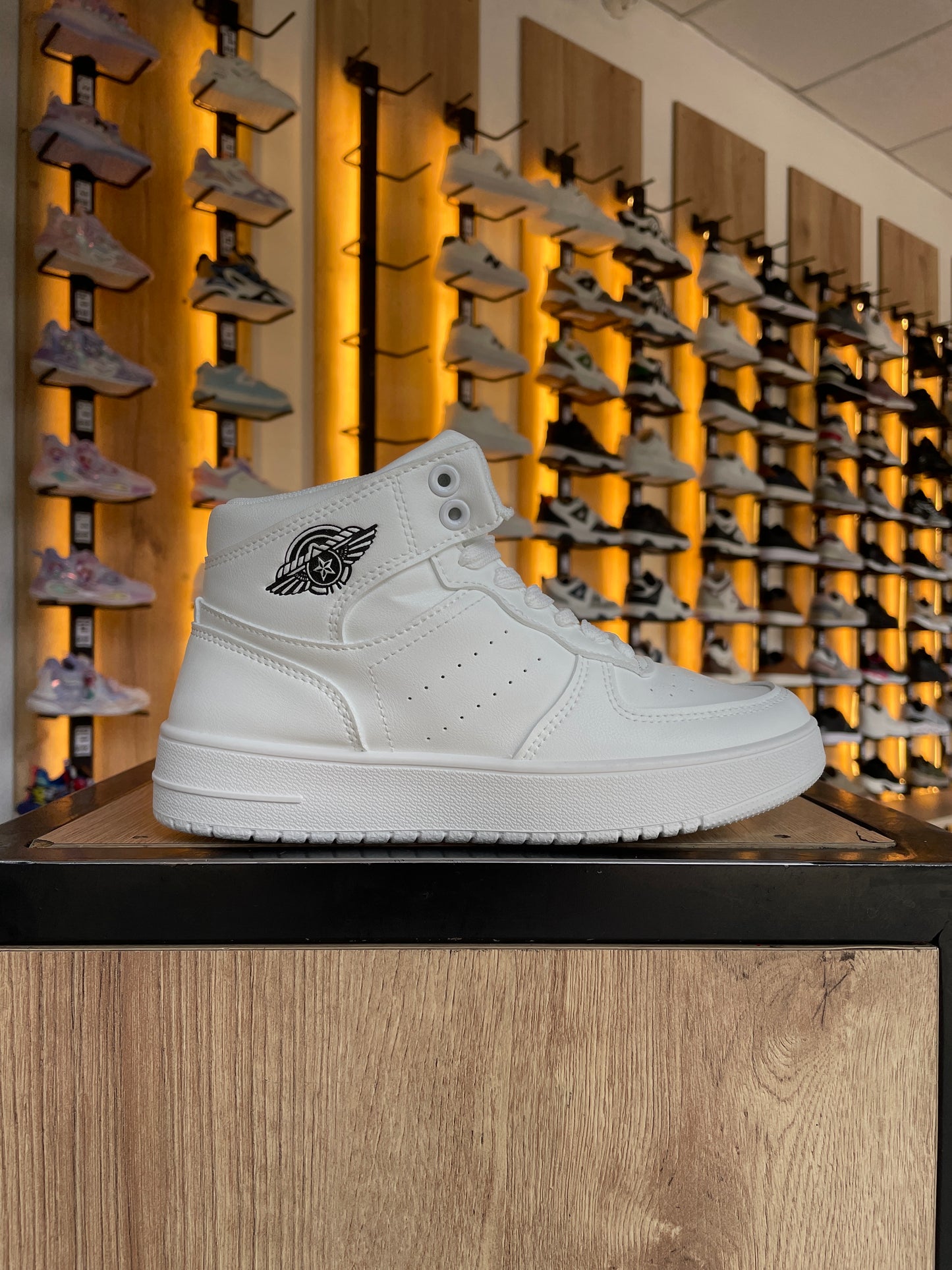 SNEAKER AFH01 BLANCO