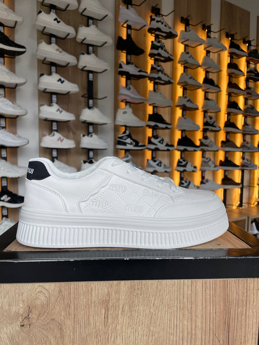 SNEAKER MI NEGRO