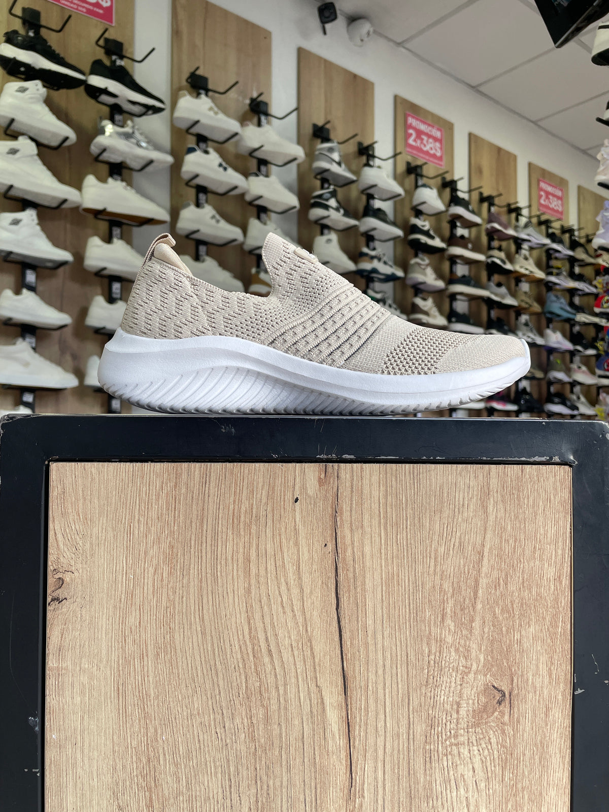 ZAPATILLA AT BEIGE
