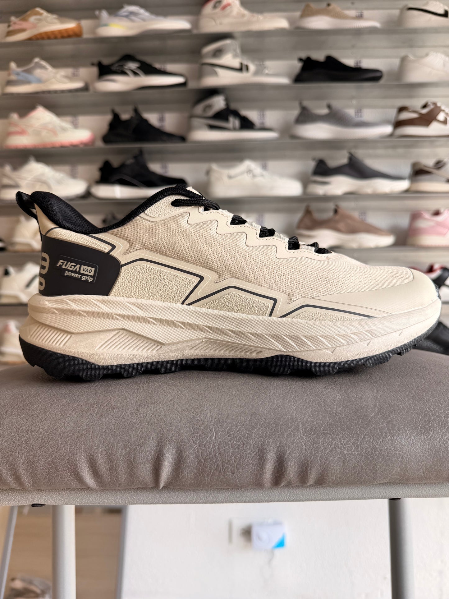 DEPORTIVO FG BEIGE