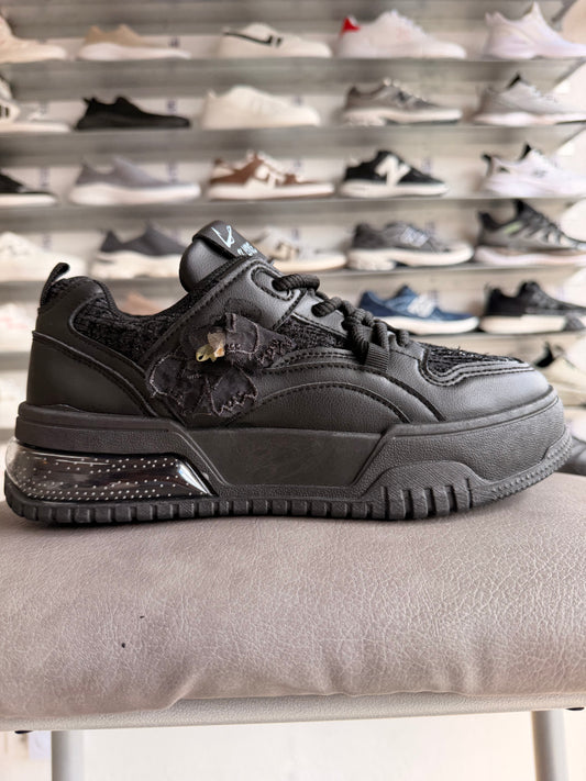 SNEAKER QC NEGRO