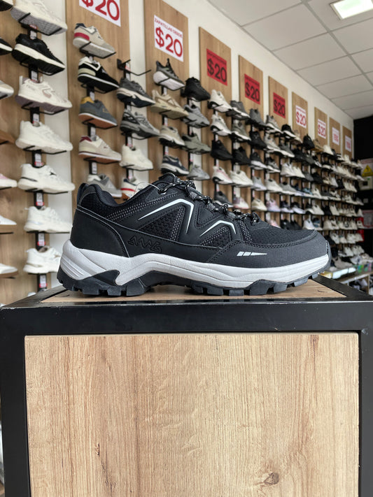 MONTAÑERO NEGRO AMG