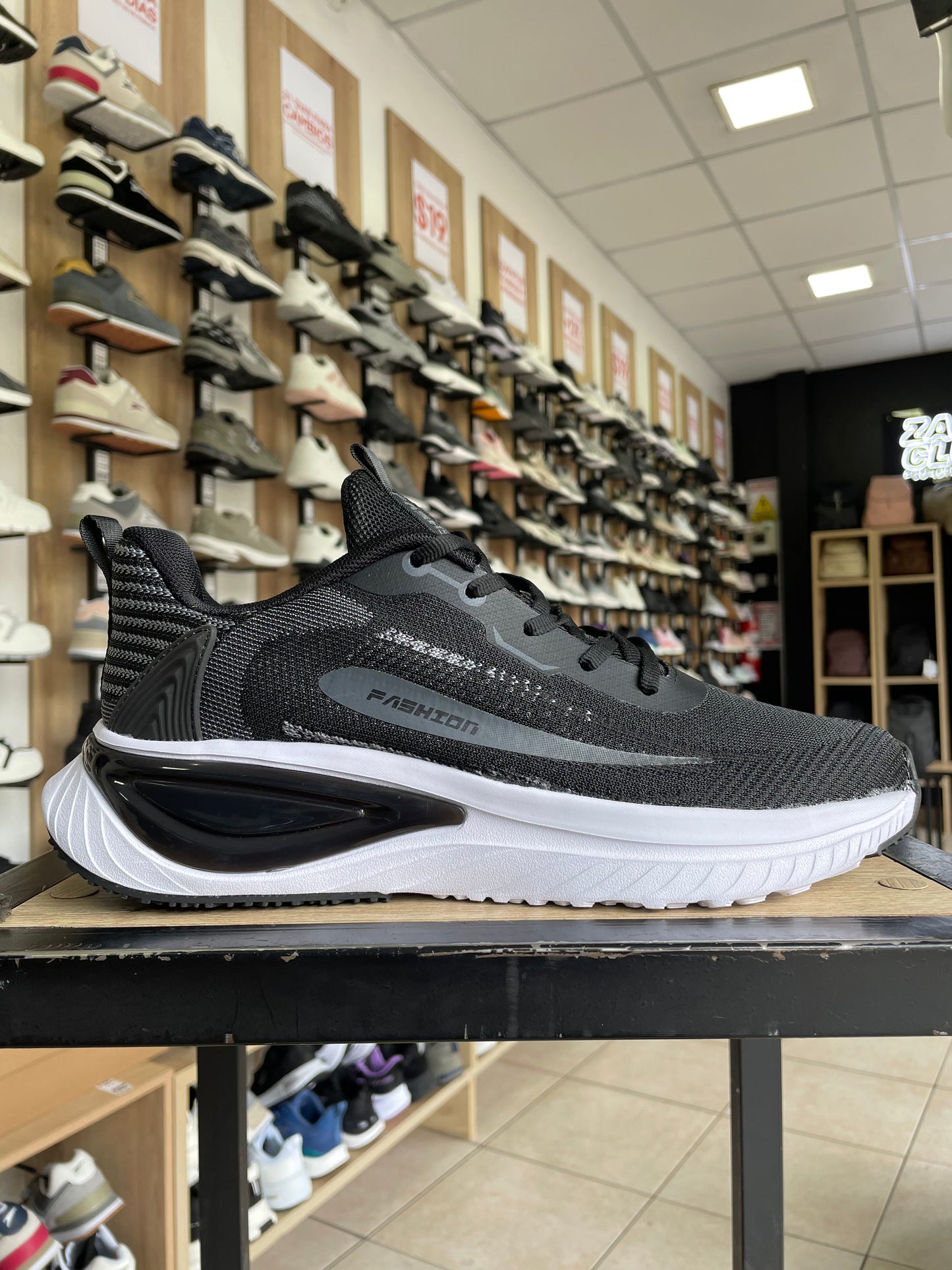 DEPORTIVO ZKB60 BLANCO