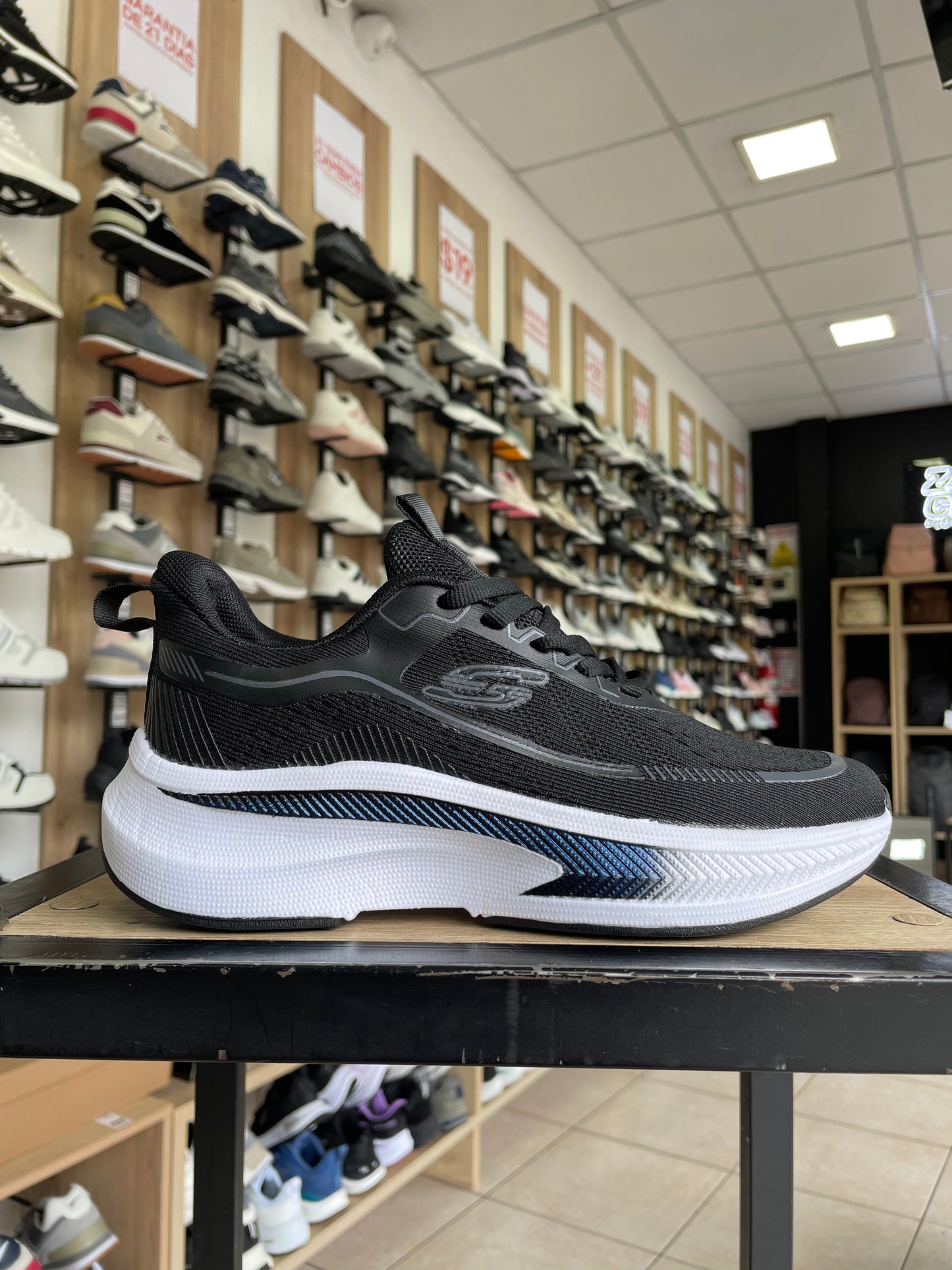 DEPORTIVO ZKB20 NEGRO