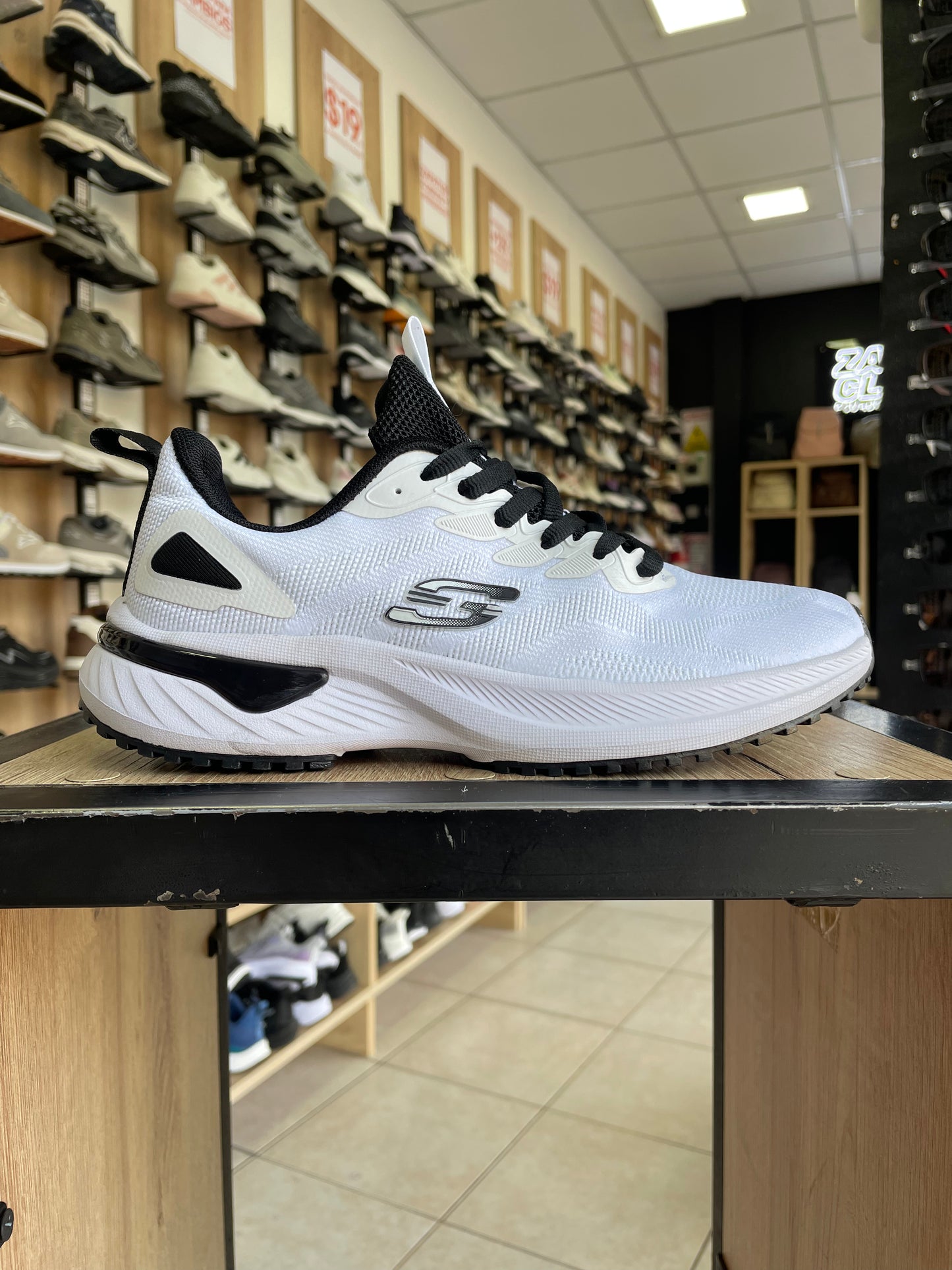 DEPORTIVO ZKB7 BLANCO