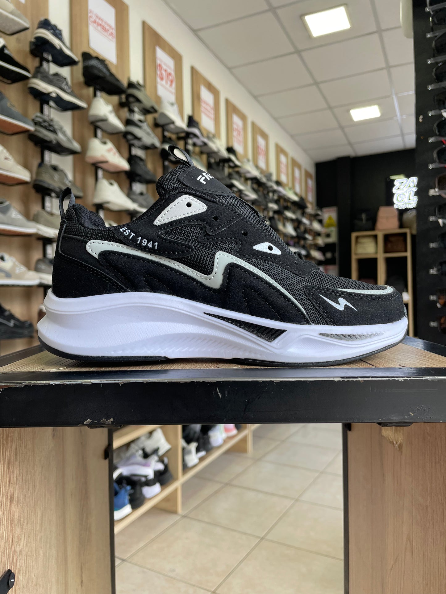DEPORTIVO ZKB14 NEGRO