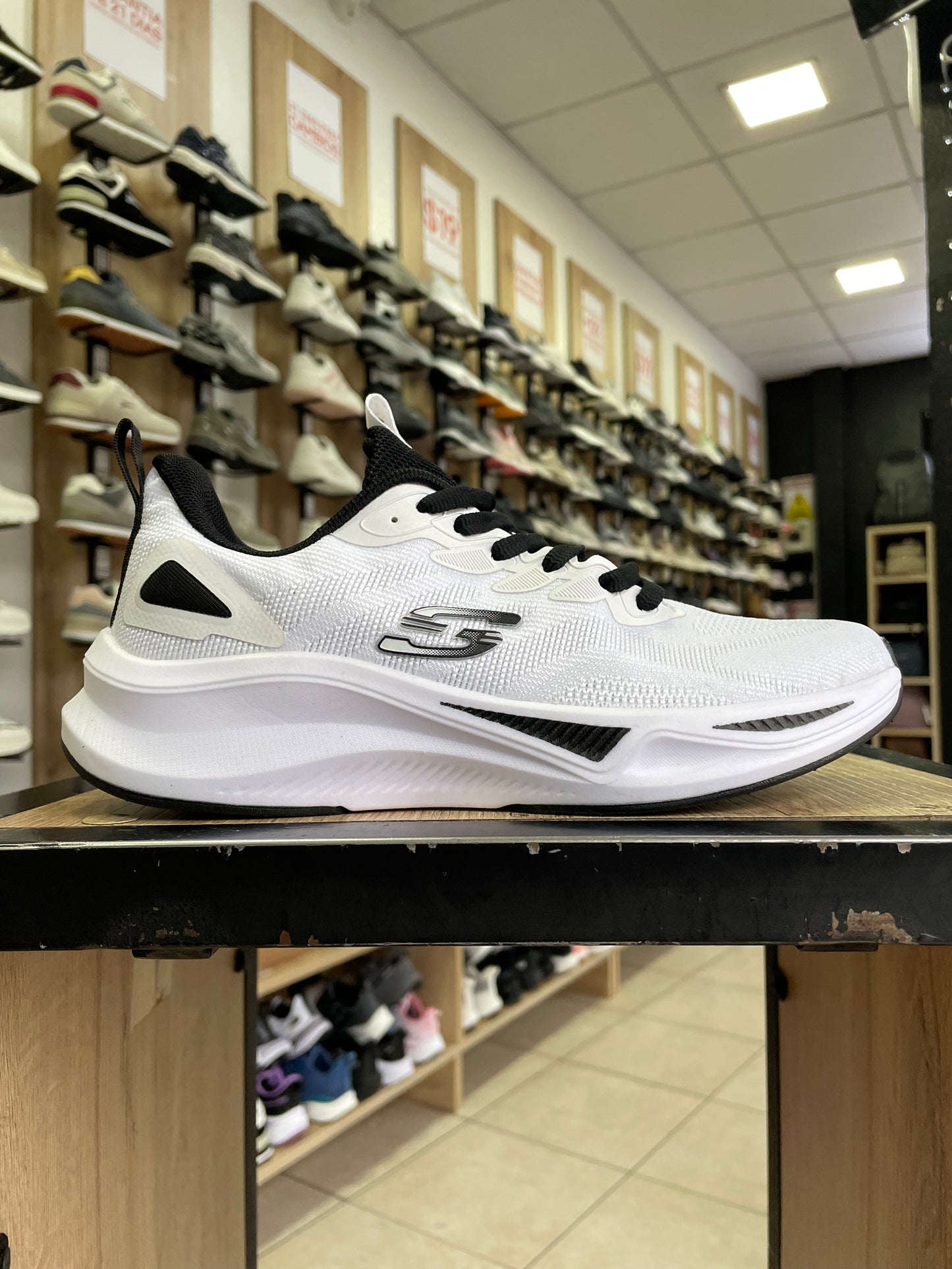 DEPORTIVO ZKB6 BLANCO