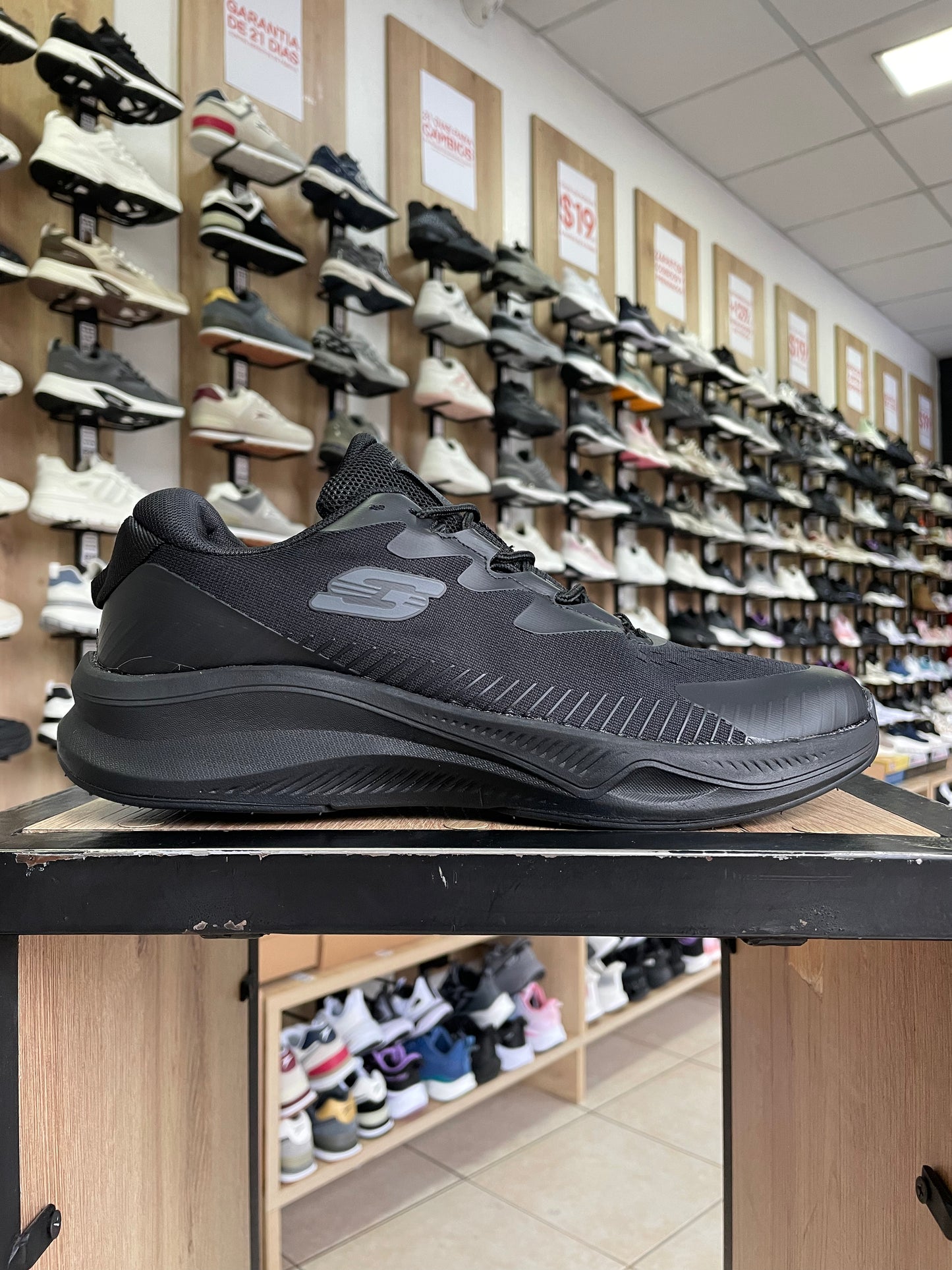 DEPORTIVO ZKB42 NEGRO