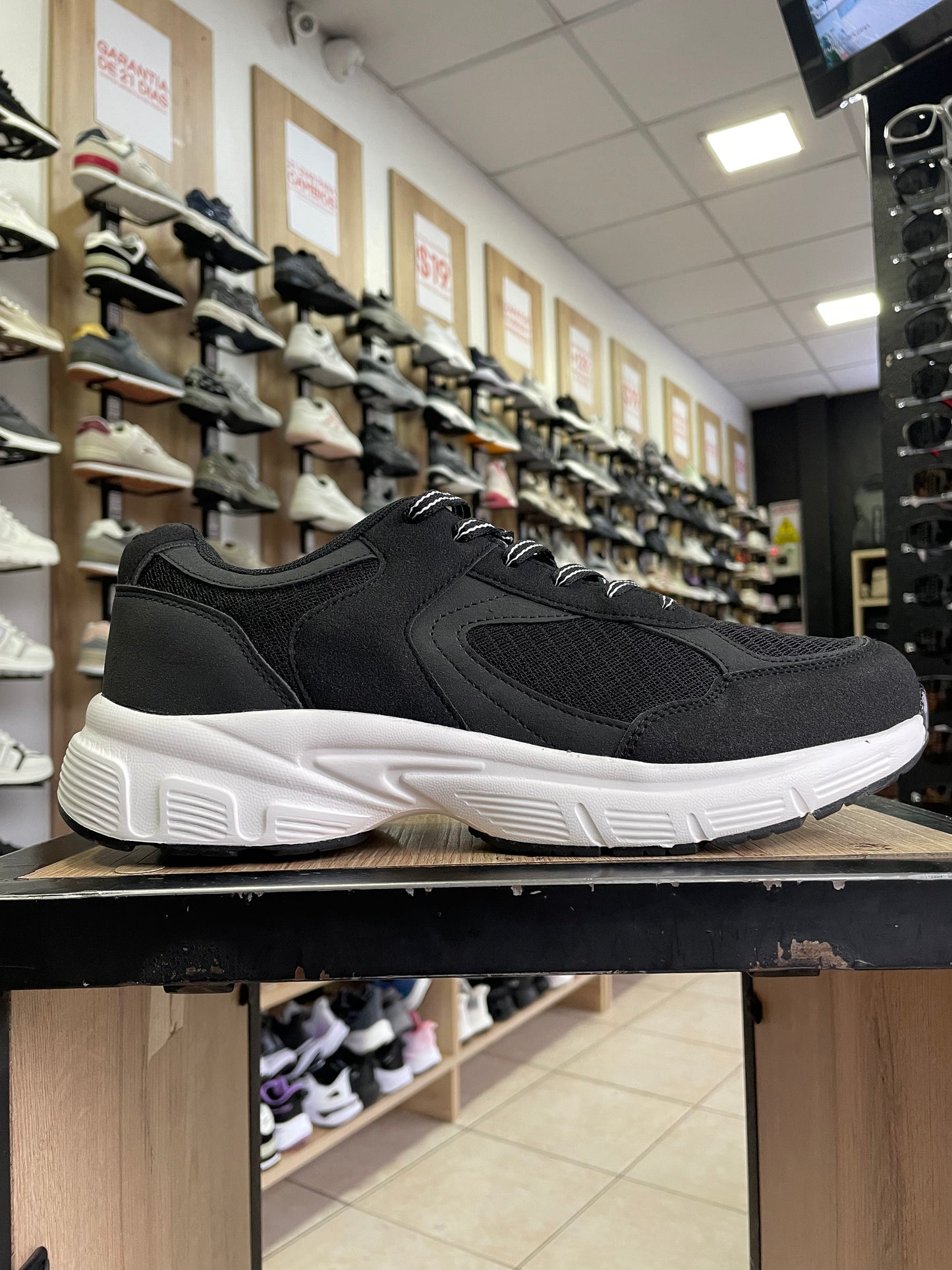 ZAPATILLA PUO1M13 B/N