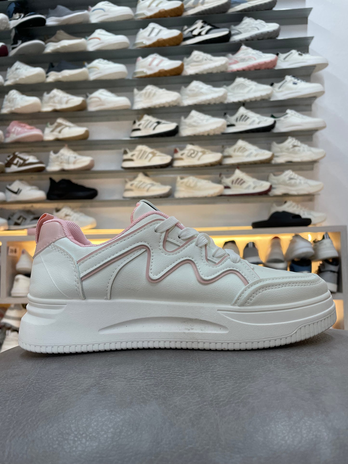 SNEAKER OND ROSADO