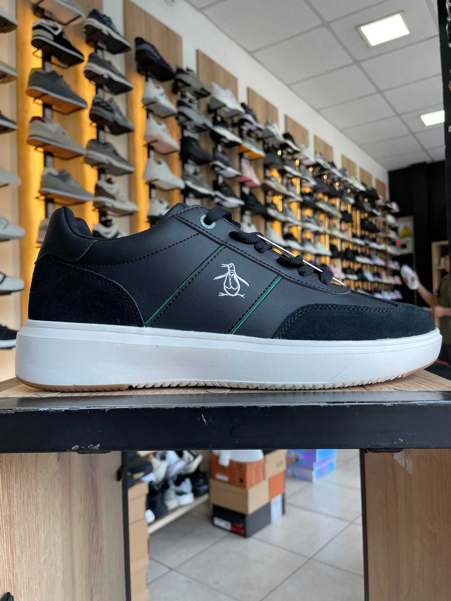 SNEAKER GRAT NEGRO