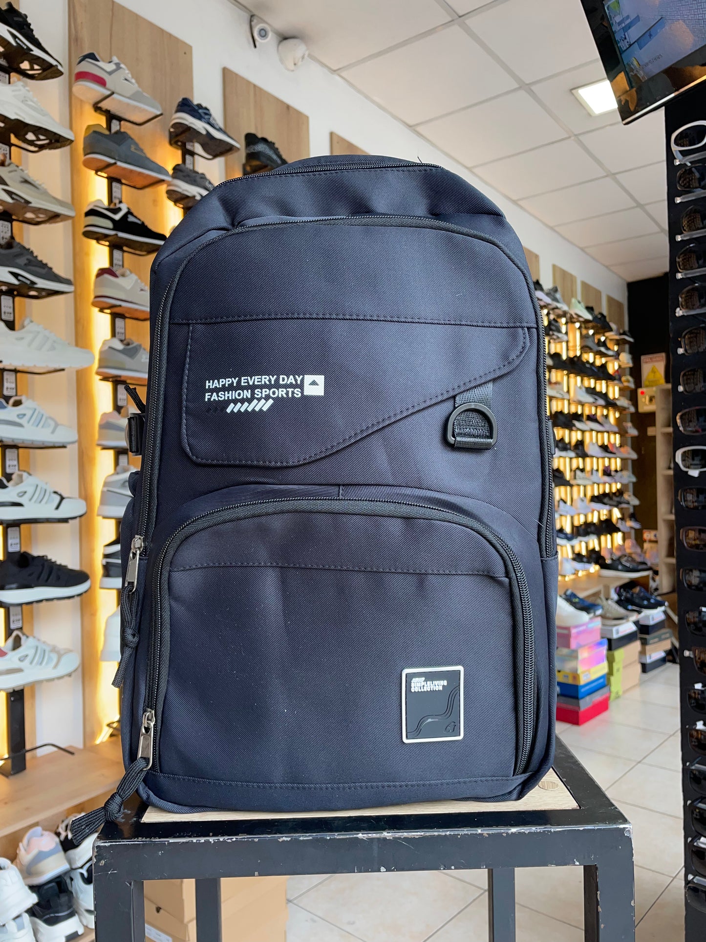 MOCHILA BI NEGRA