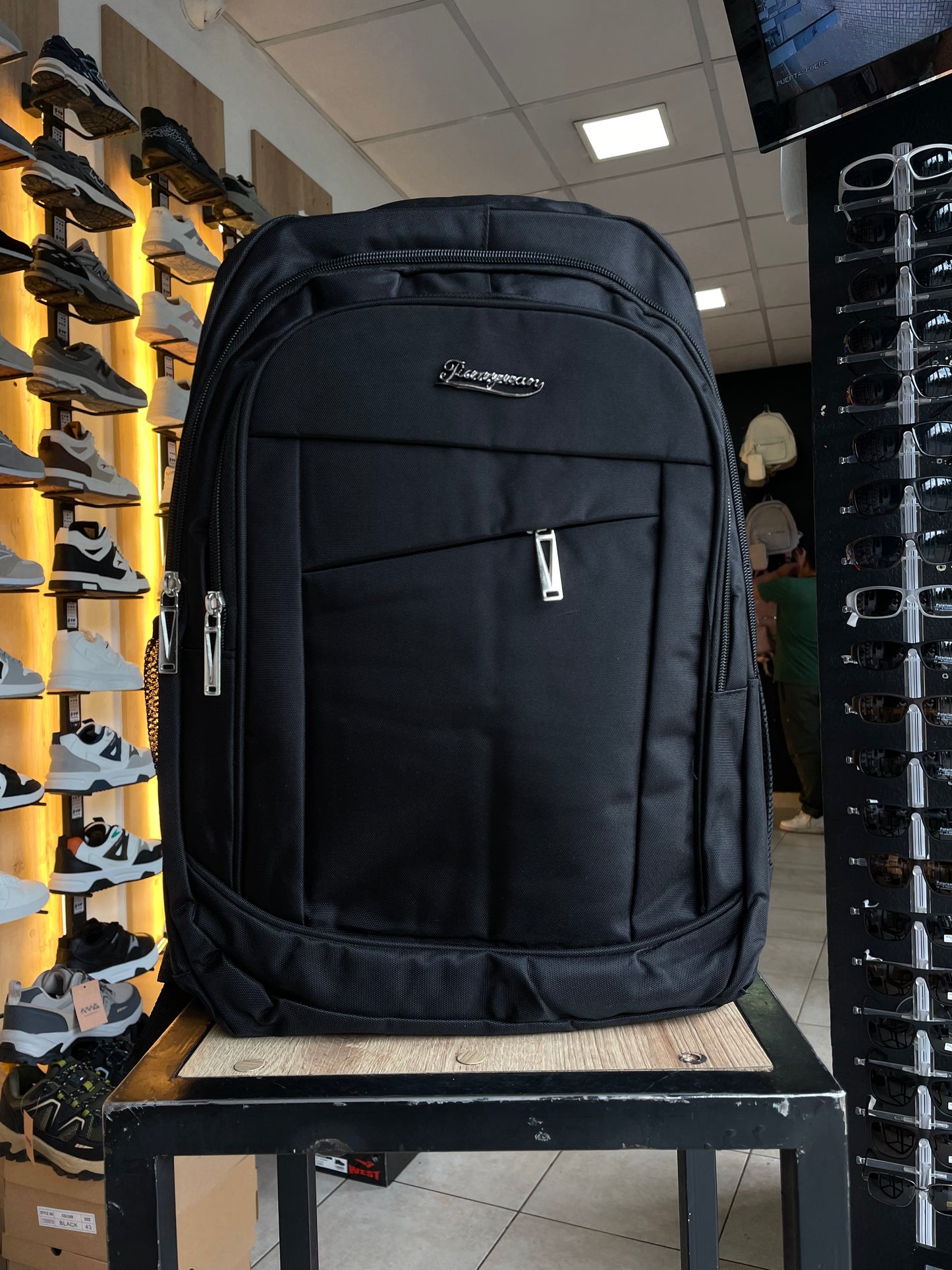 MOCHILA AM NEGRA