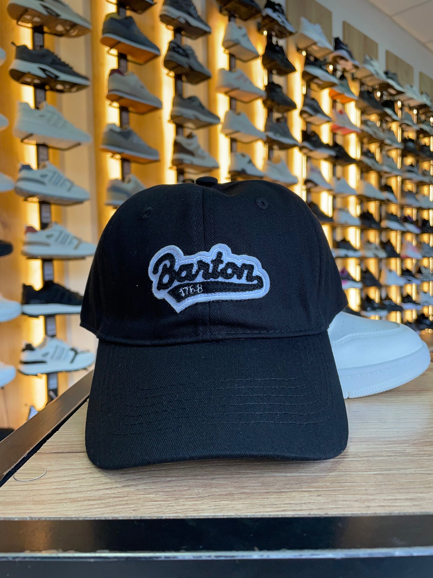 GORRAS NL NEGRA