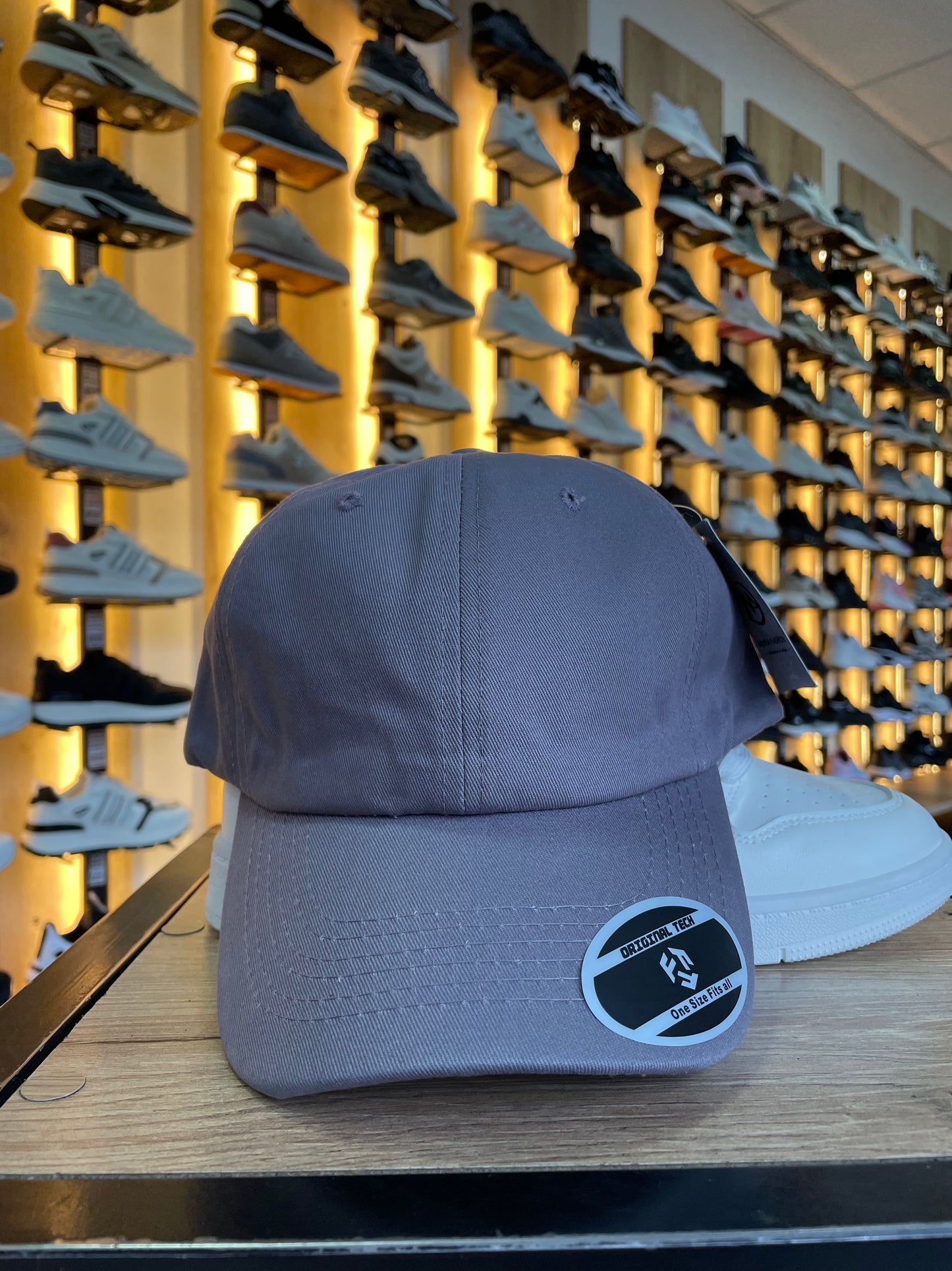 GORRAS LL PLOMO