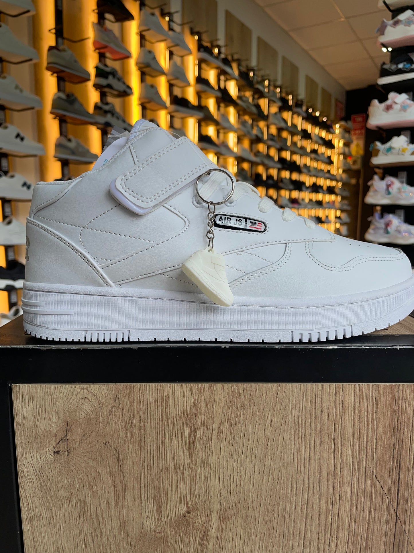 SNEAKER AIR JS ALTO BLANCO