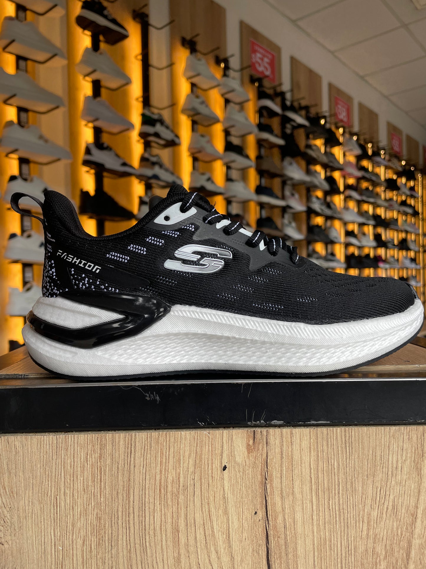 DEPORTIVO SKS B/N