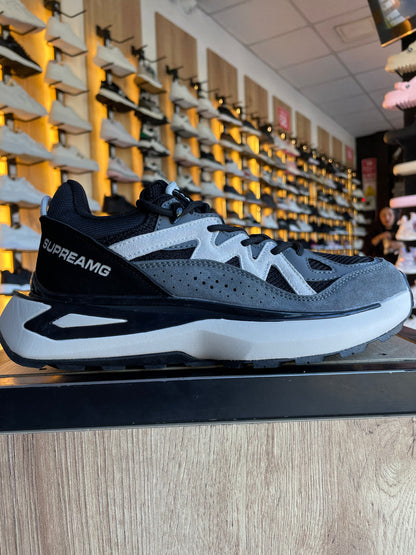ZAPATILLA AMG GRIS