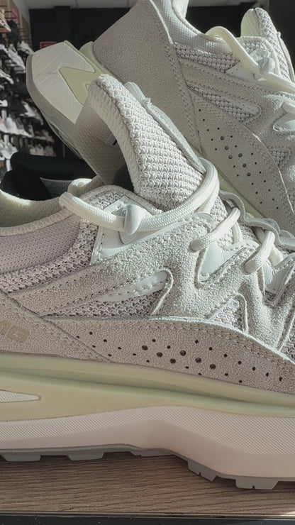 ZAPATILLA AMG BEIGE