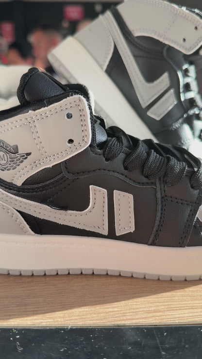 SNEAKER LM PLOMO/NEGRO  NIÑO
