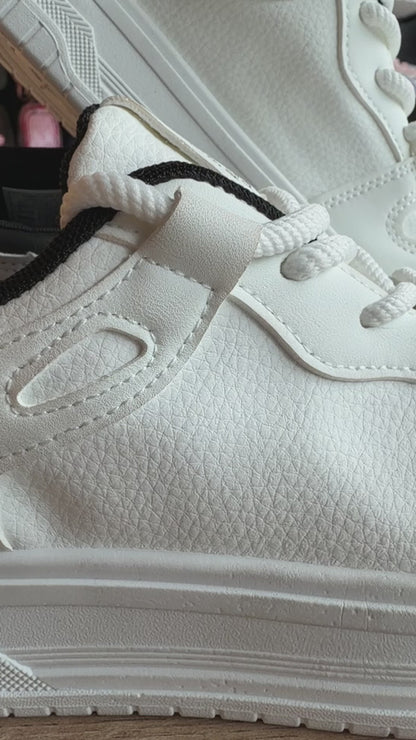 SNEAKER IN B/N