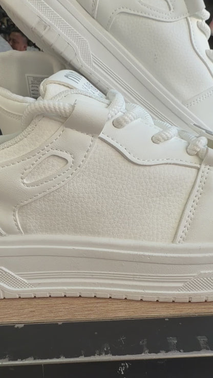 SNEAKER IN BLANCO