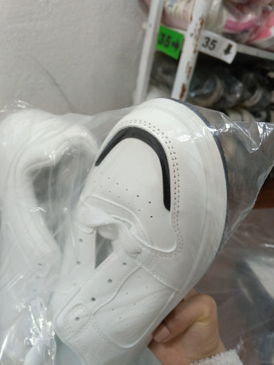 SNEAKER PU30W13  B/N